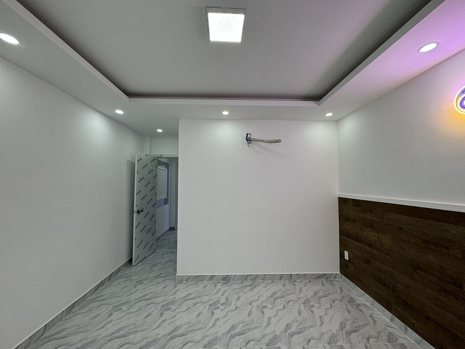 Nhà phố 3 lầu (4mx12,5m=50m2) 5 phòng ngủ hẻm ôtô 7 chỗ khu đồng bộ Nguyễn Thượng Hiền, Bình Thạnh